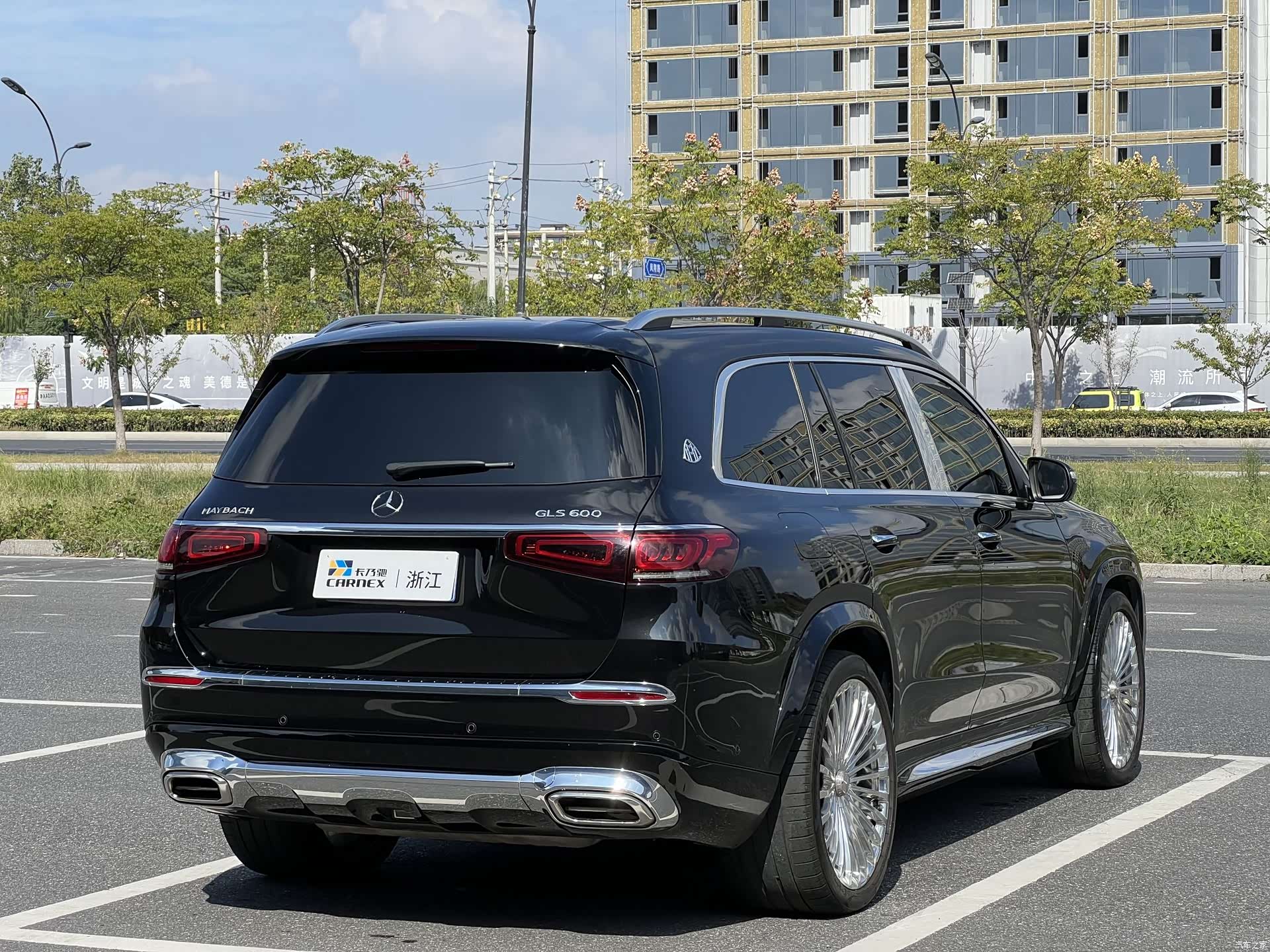 Maybach GLS, 2022 все фото
