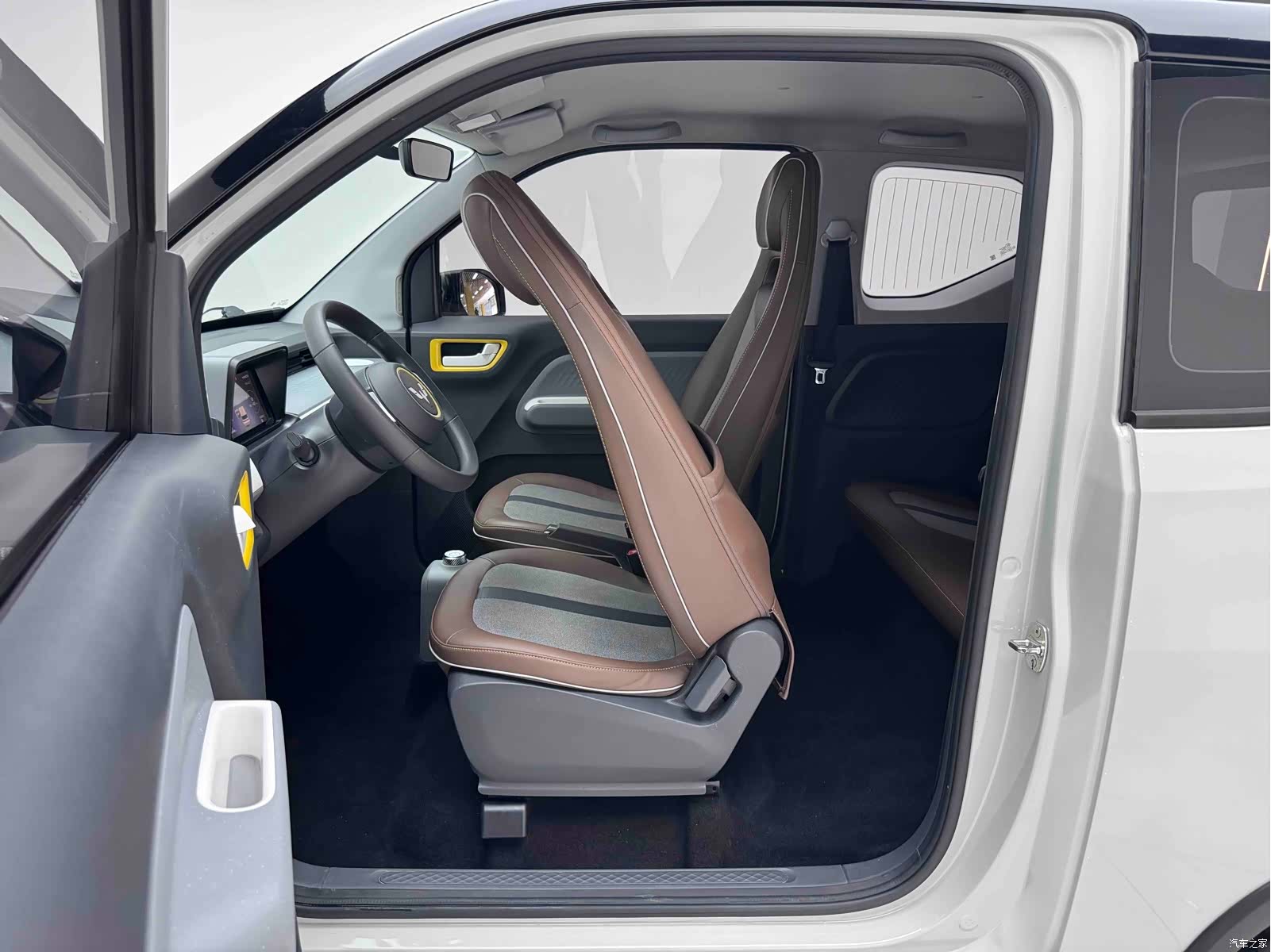 Wuling MINIEV, 2022 9
