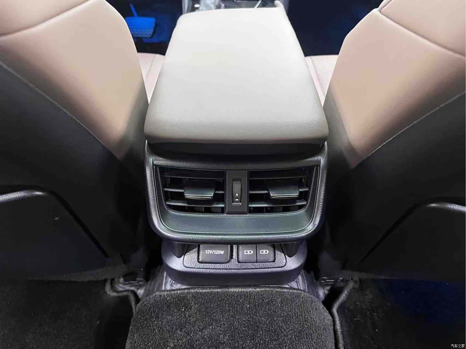 Lexus ES, 2024 13