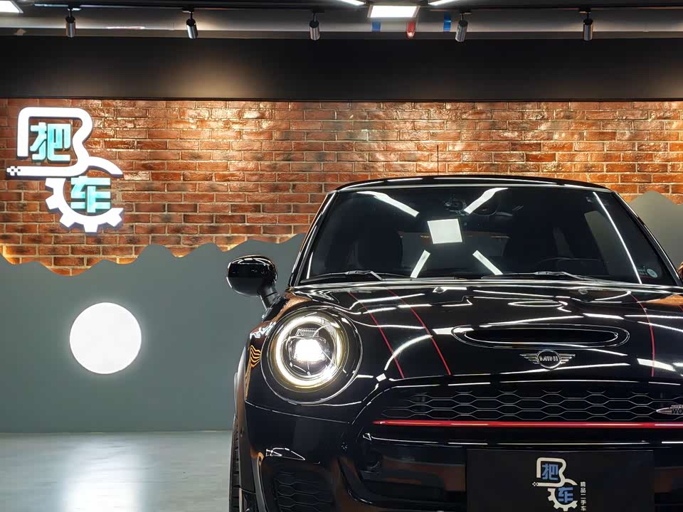 MINI JCW