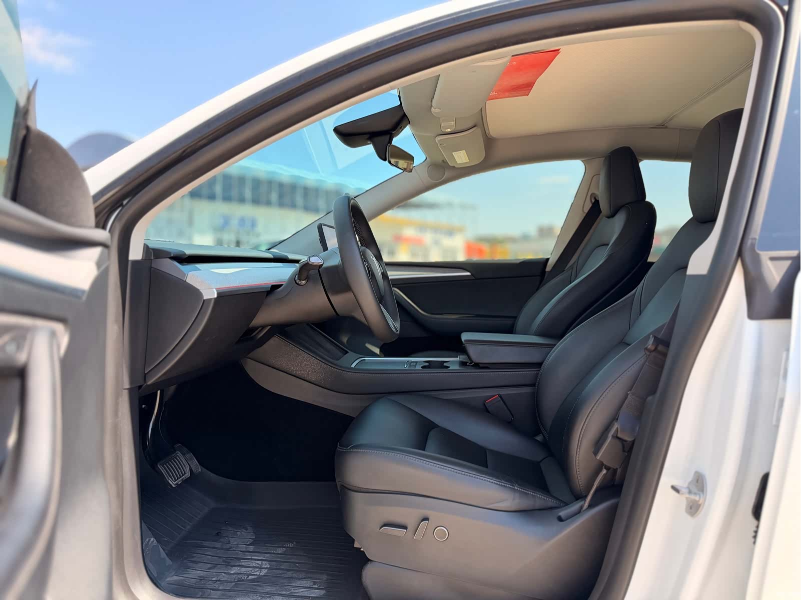 Tesla Model Y, 2024 4