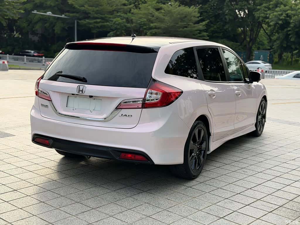 Honda Jade, 2015 6