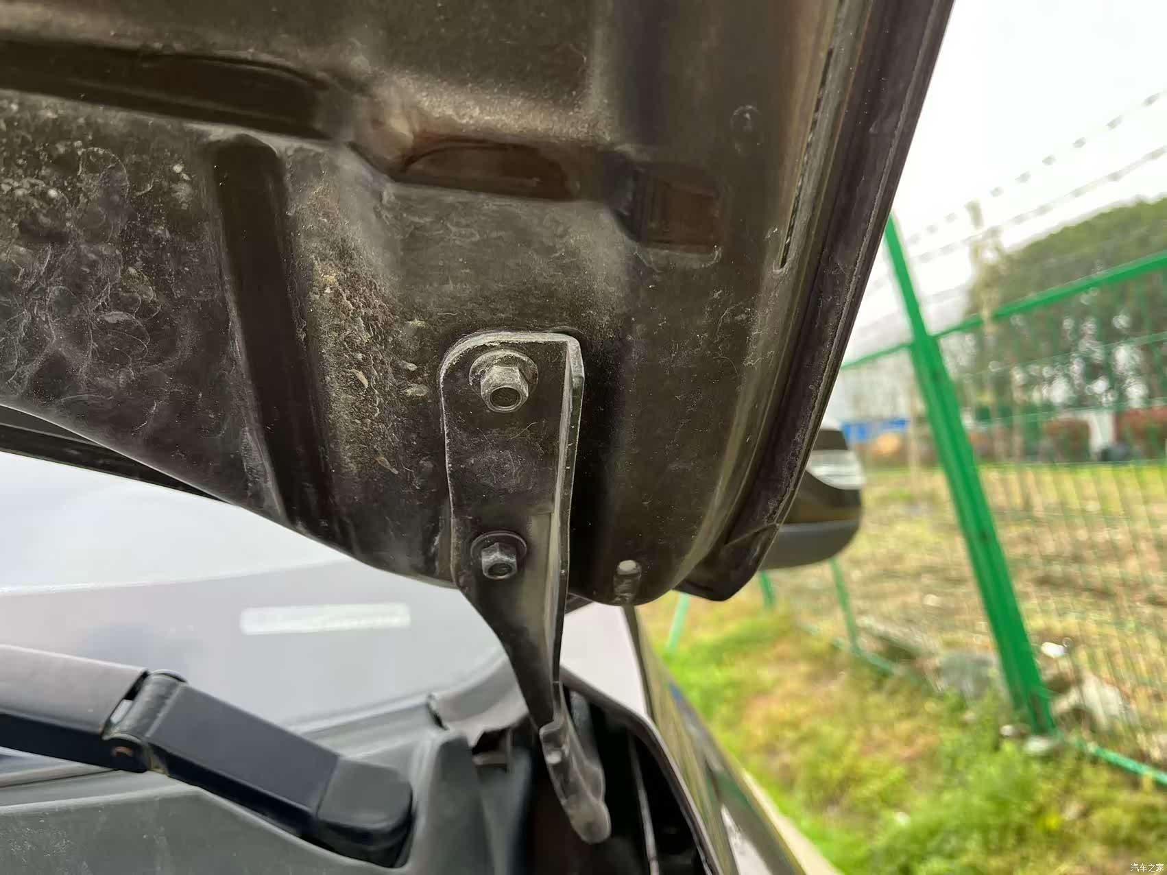 Geely GX7, 2014 4