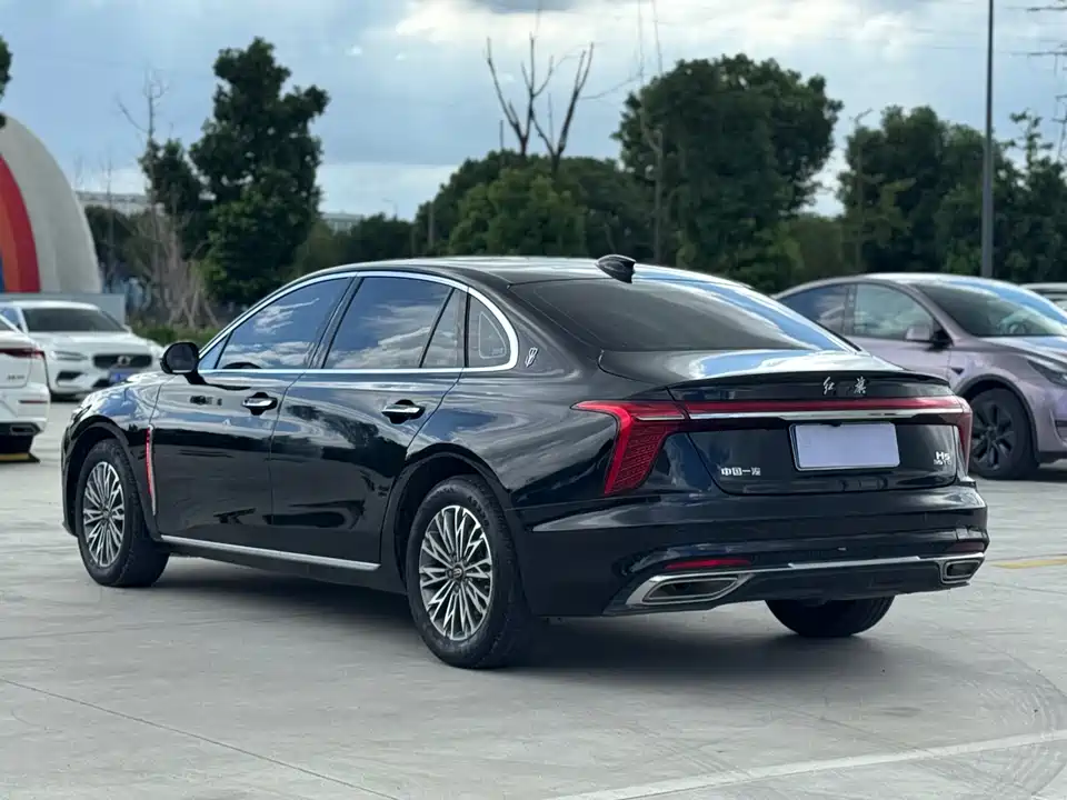 Hongqi H5