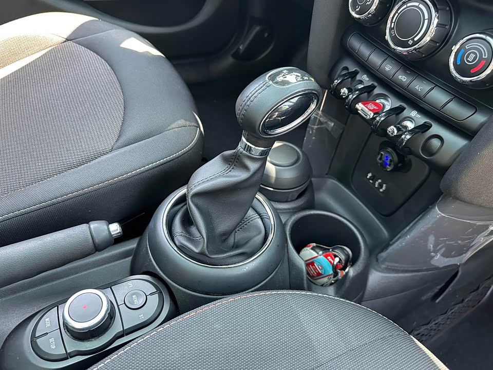 MINI MINI
