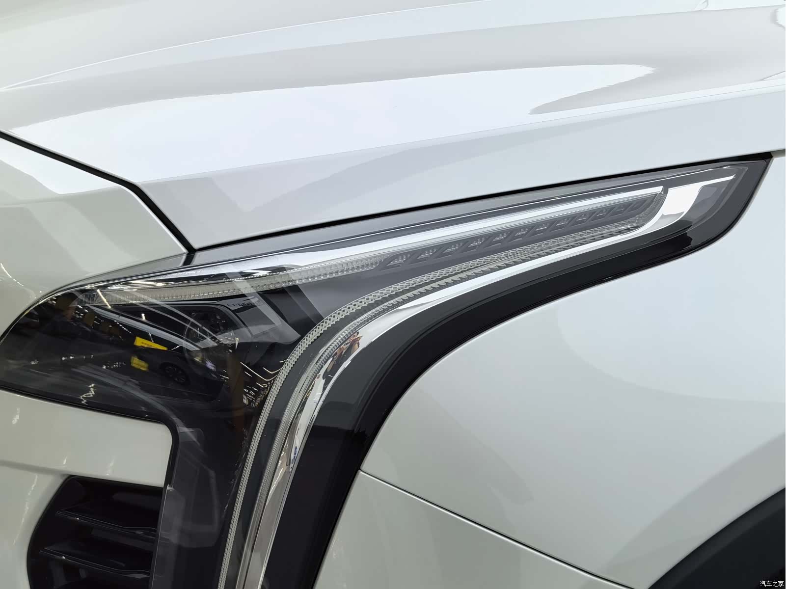 Cadillac XT4, 2019 7