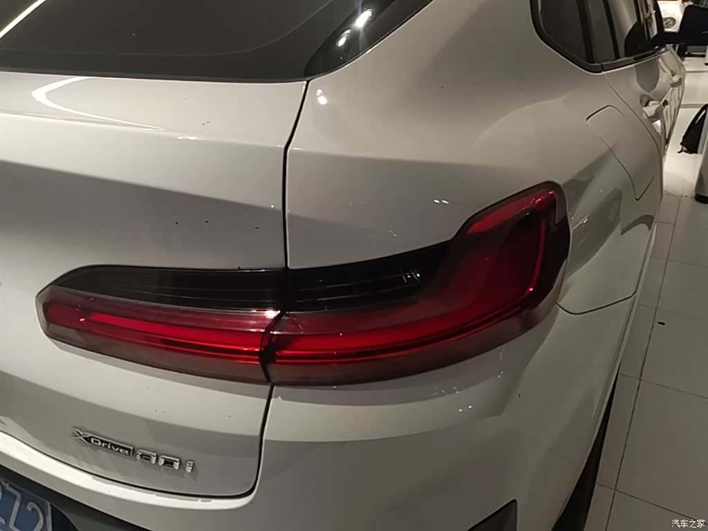 BMW X4, 2022 8