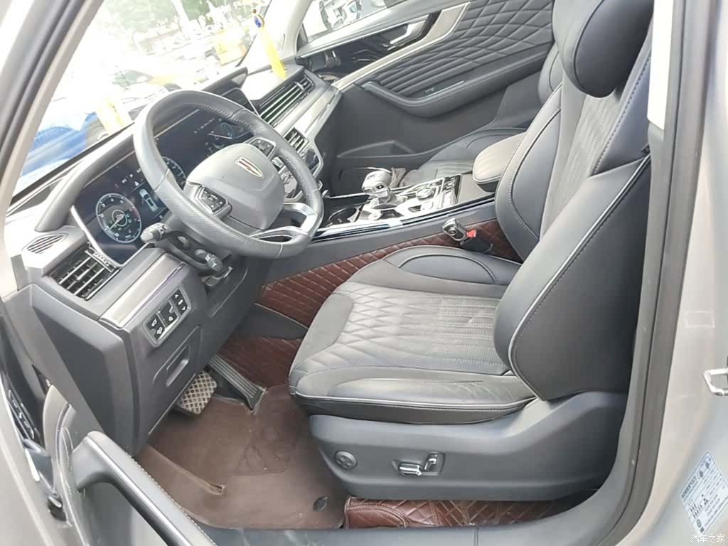 Hongqi HS5, 2023 15