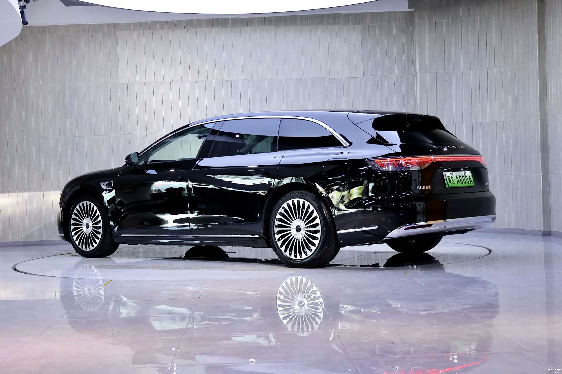 Stelato S9, 2025 3