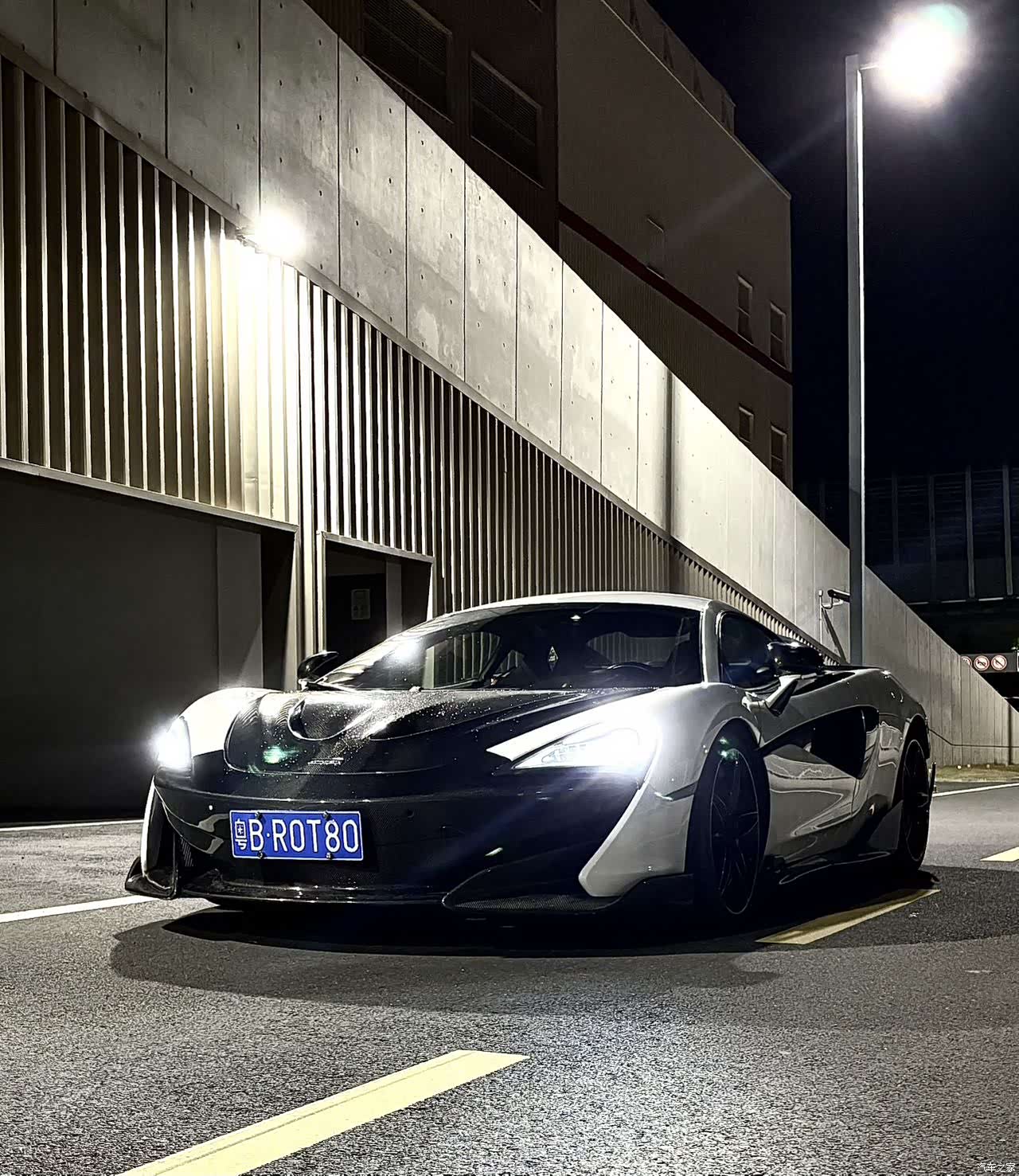 McLaren 570, 2017 2