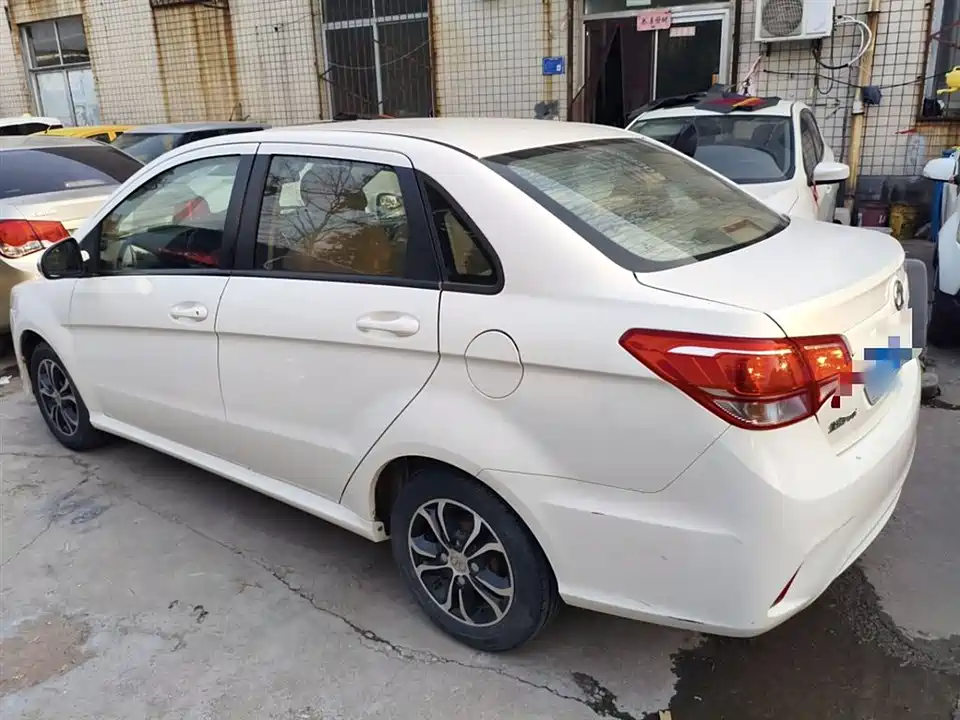 BAIC Shenbao D20