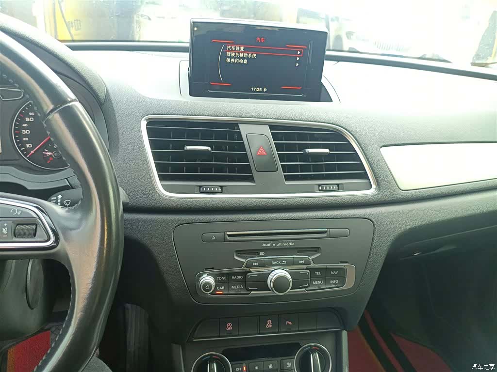 Audi Q3, 2019 все фото