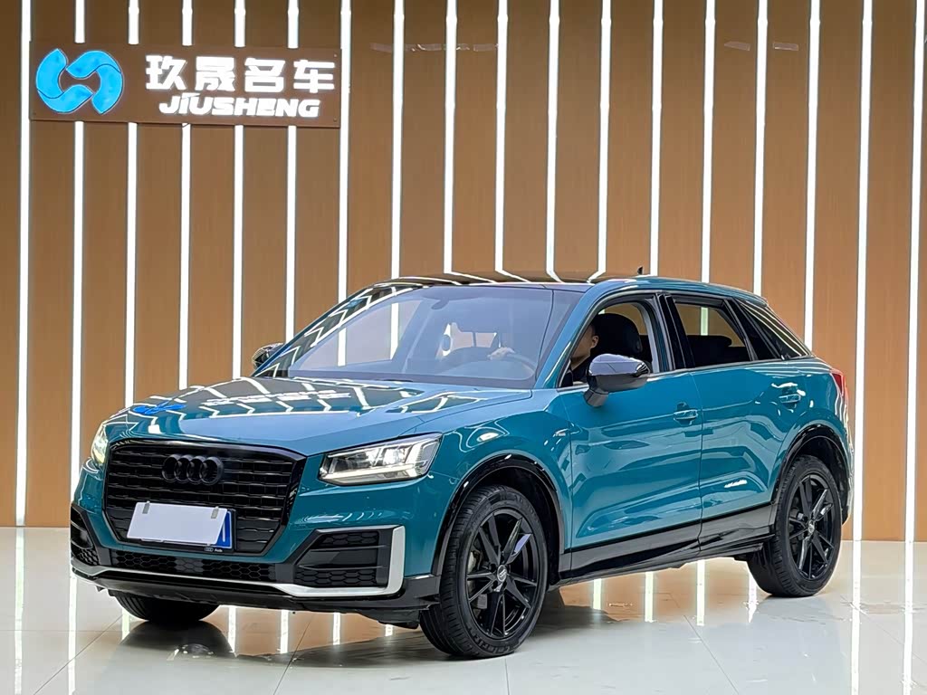 Audi Q2L