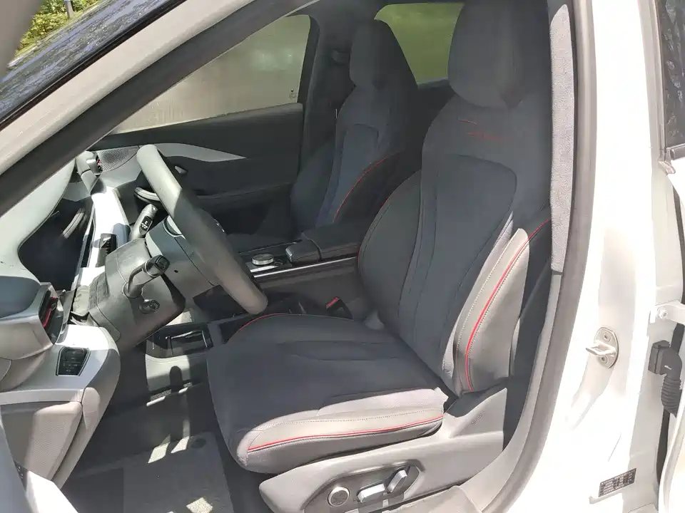 ARCFOX Polar Fox Alpha S