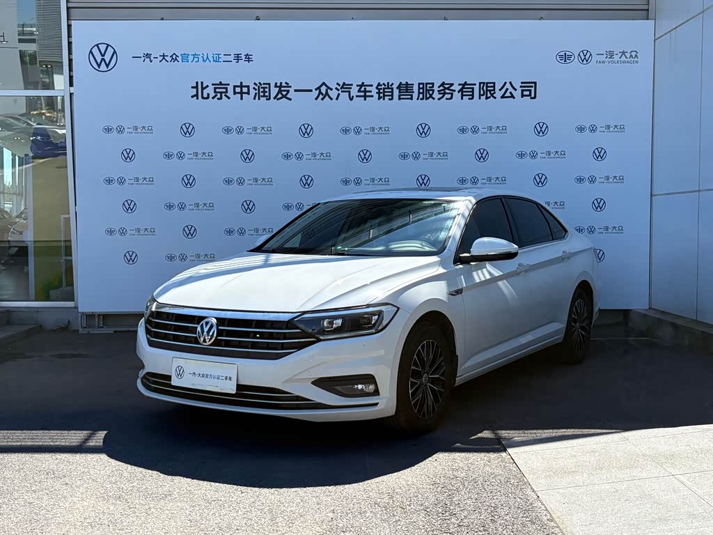 Volkswagen Sagitar