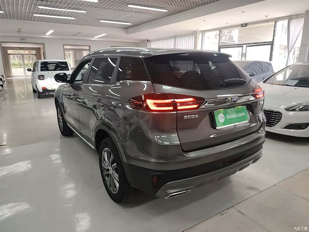 Geely Boyue, 2019 все фото