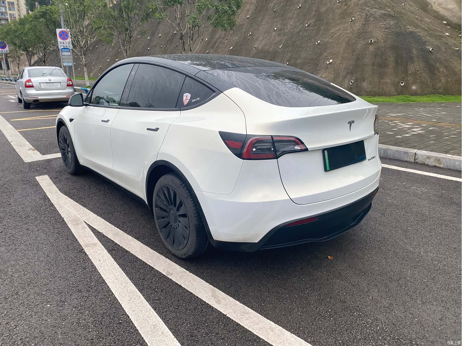 Tesla Model Y, 2021 7
