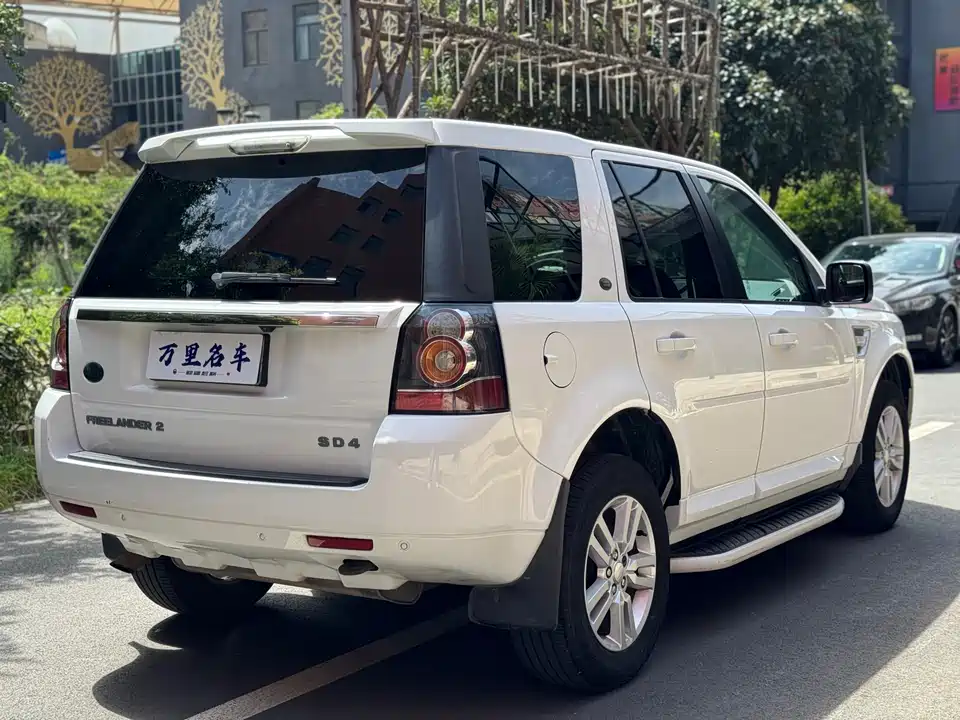 Land Rover Freelander 2