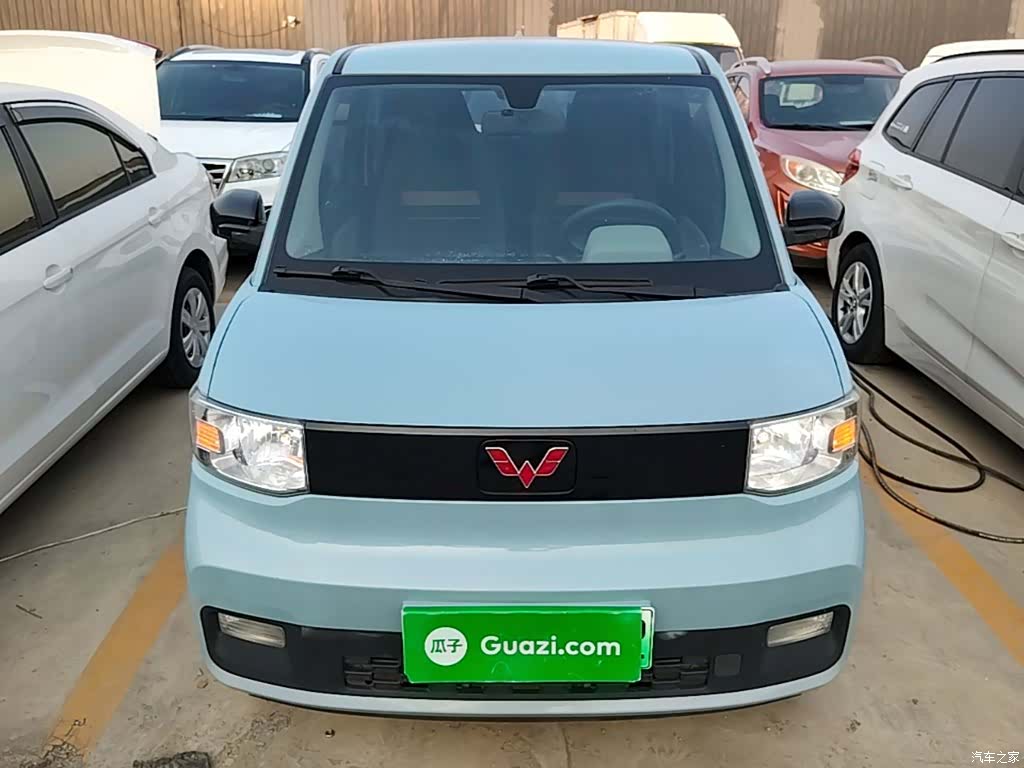 Wuling MINIEV, 2020 3