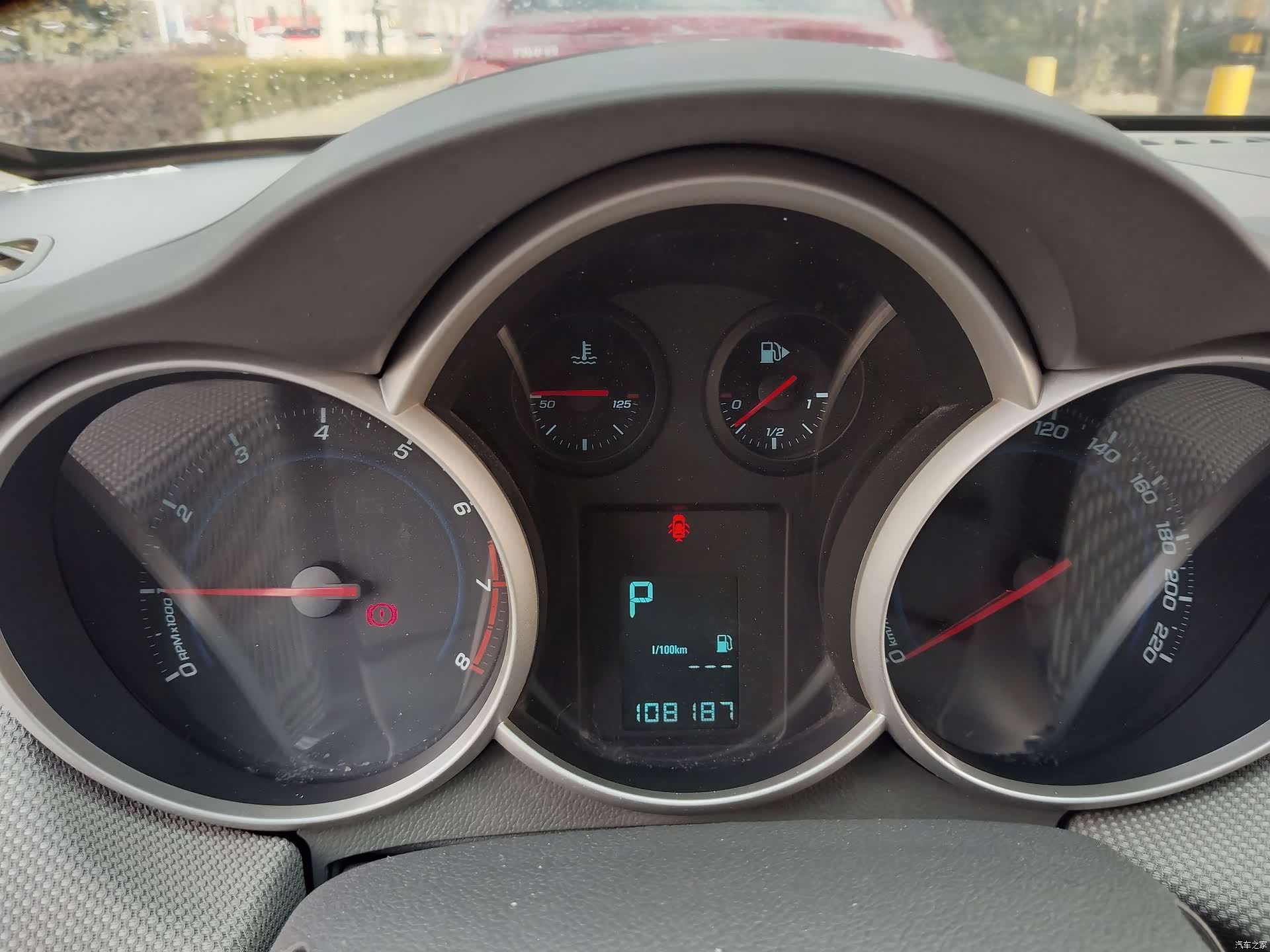 Chevrolet SE, 2013 все фото