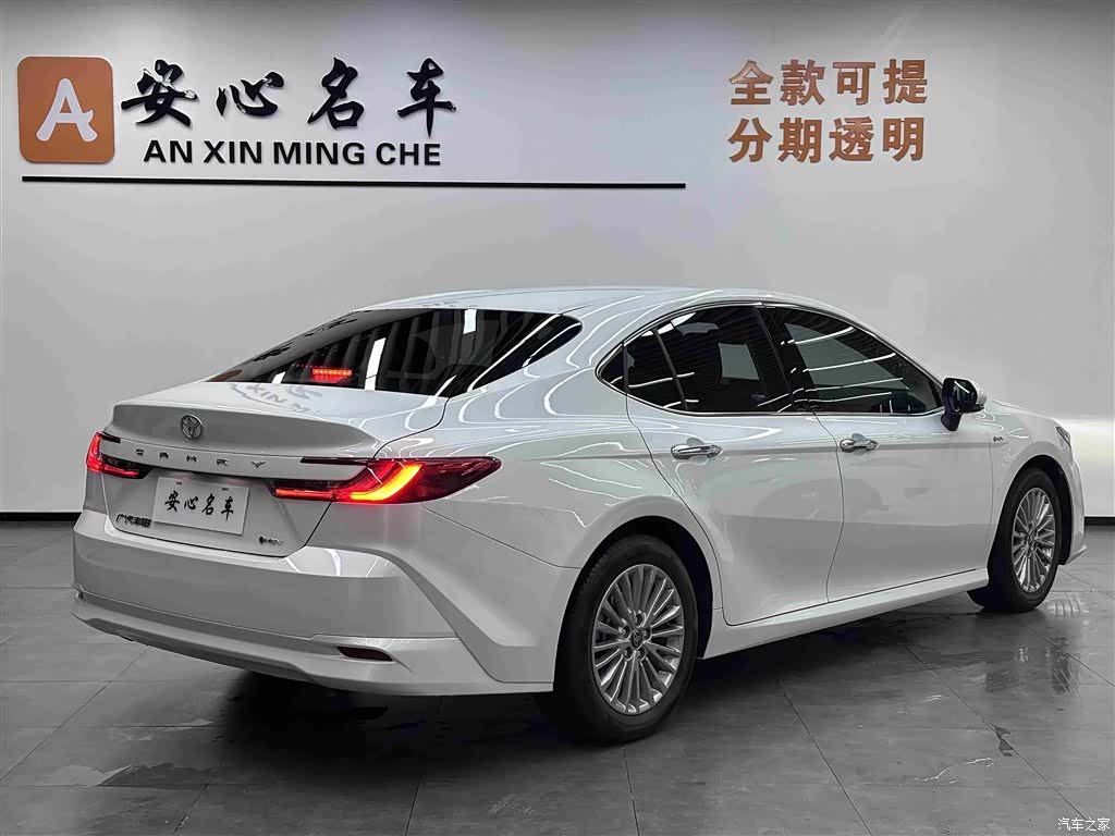 Toyota Camry, 2024 3