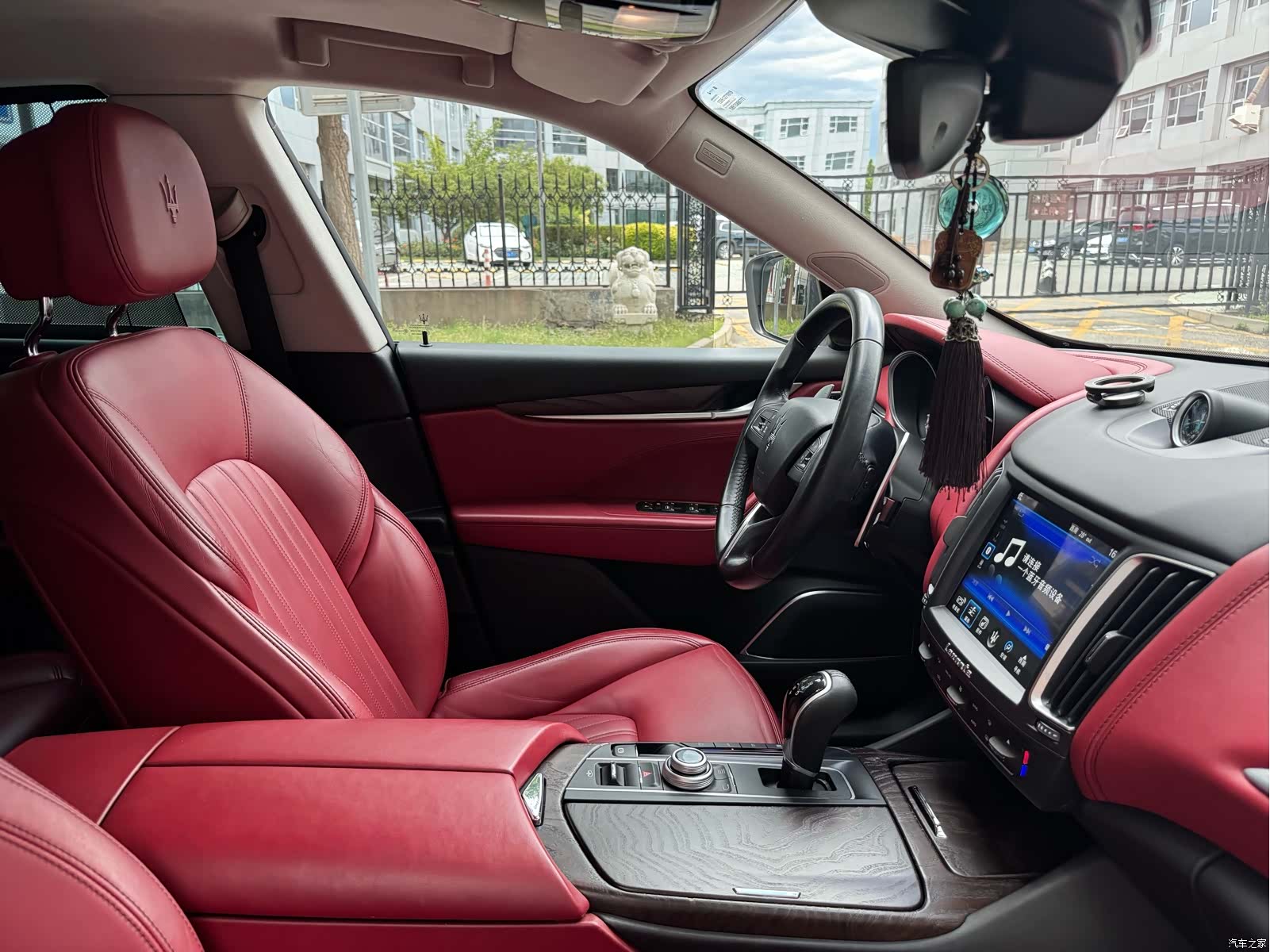 Maserati Levante, 2017 25