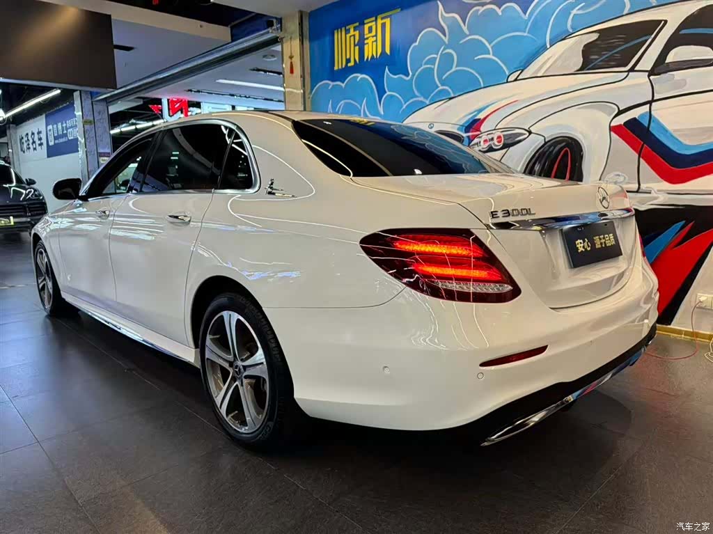 Mercedes-Benz E-Class, 2018 3