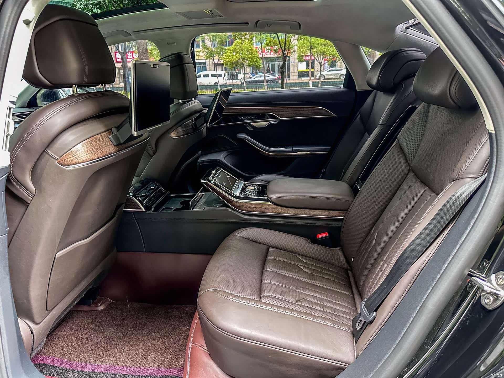 Audi A8L, 2020 15