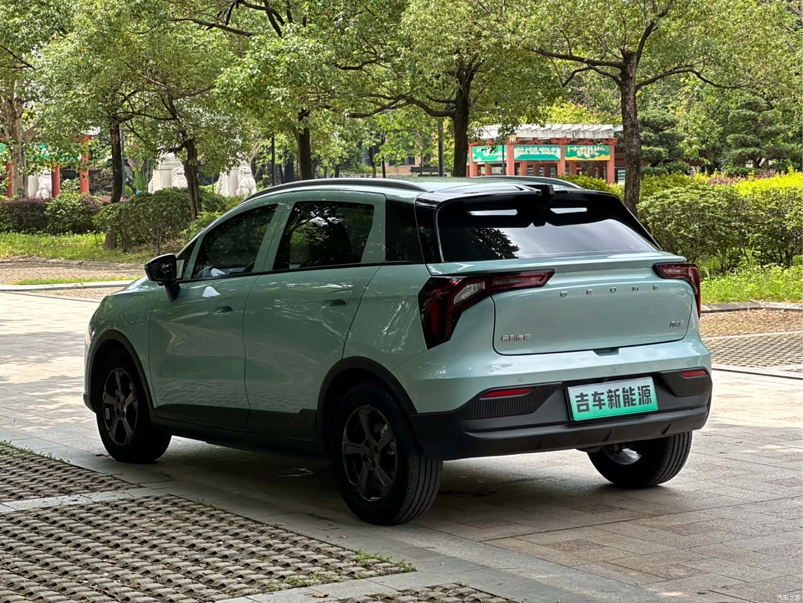 Geely E, 2024 все фото