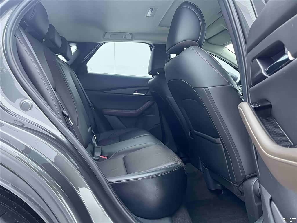 Mazda CX-30, 2021 13