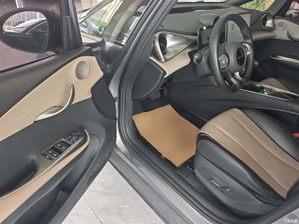 BYD Dolphin, 2023 16