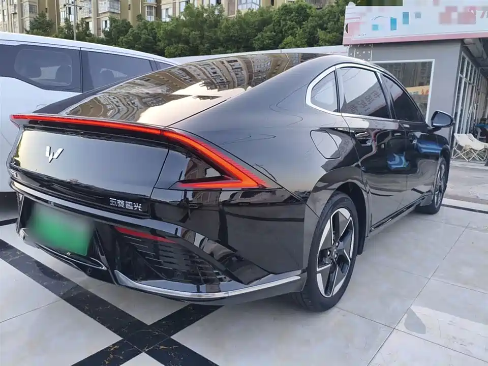 Wuling Wuling Starlight