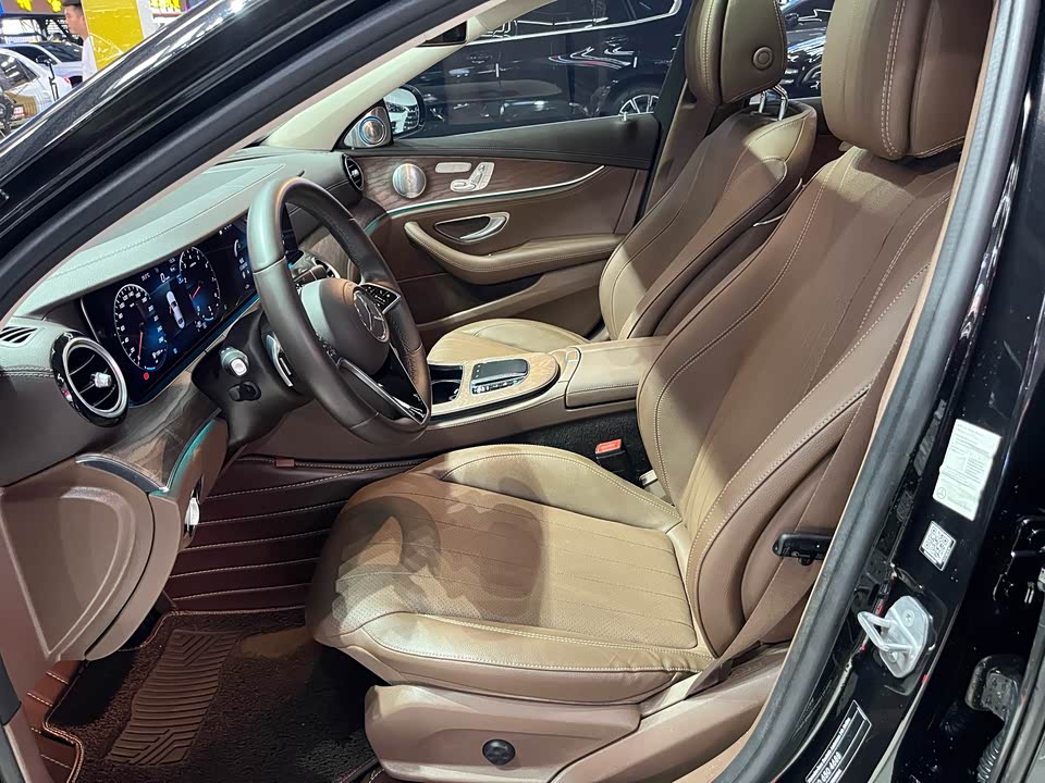 Mercedes-Benz E-class Mercedes-Benz E-class