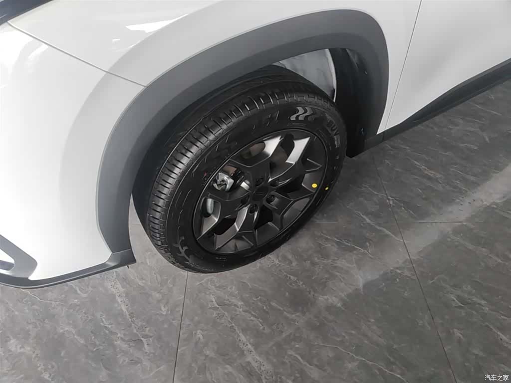 Geely Boyue, 2026 23