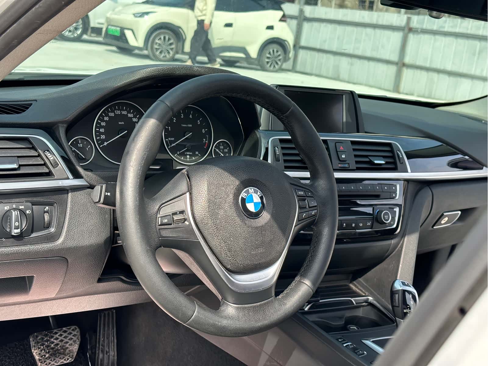 BMW 3 Series, 2017 17