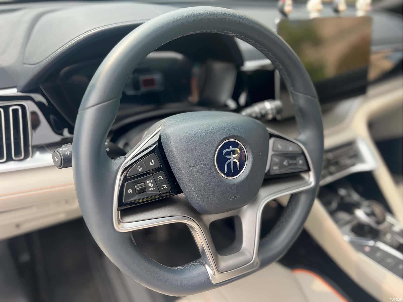 BYD Song, 2022 12