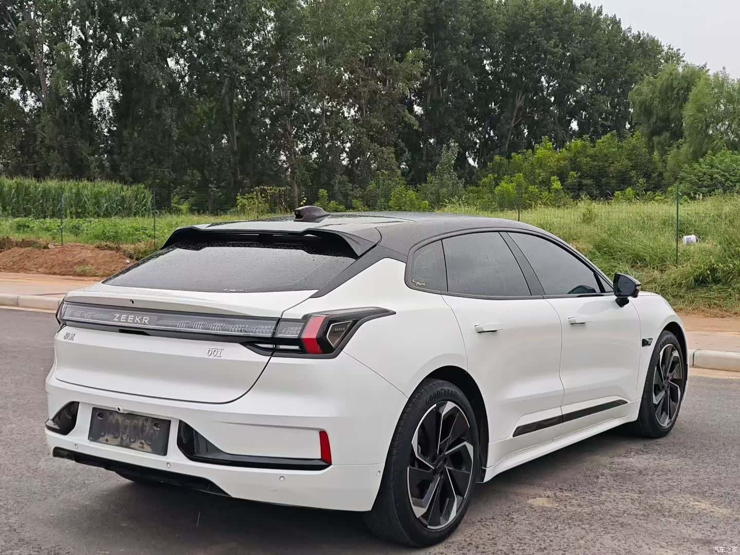 Zeekr 001, 2023 9