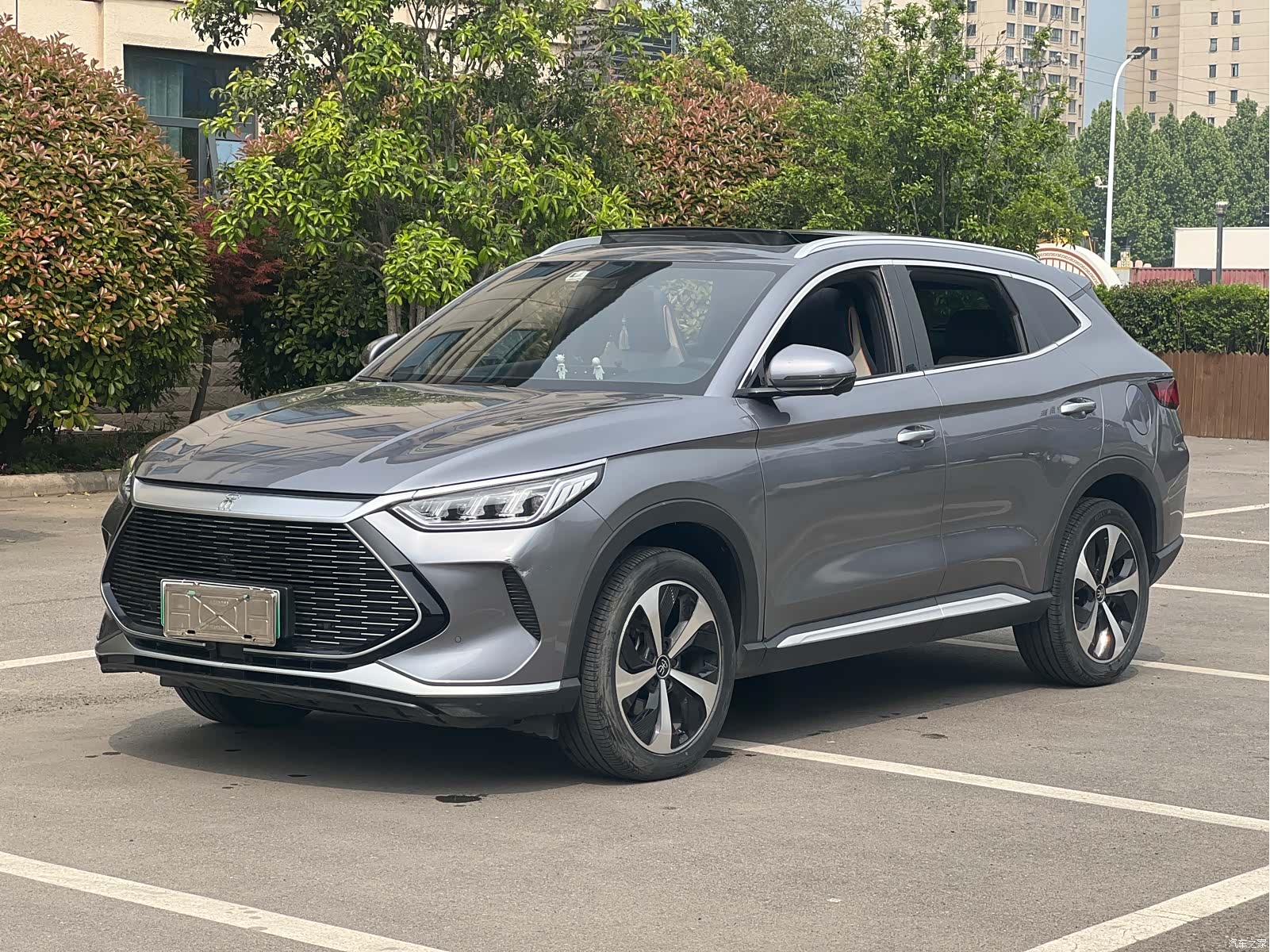 BYD Song, 2022 1
