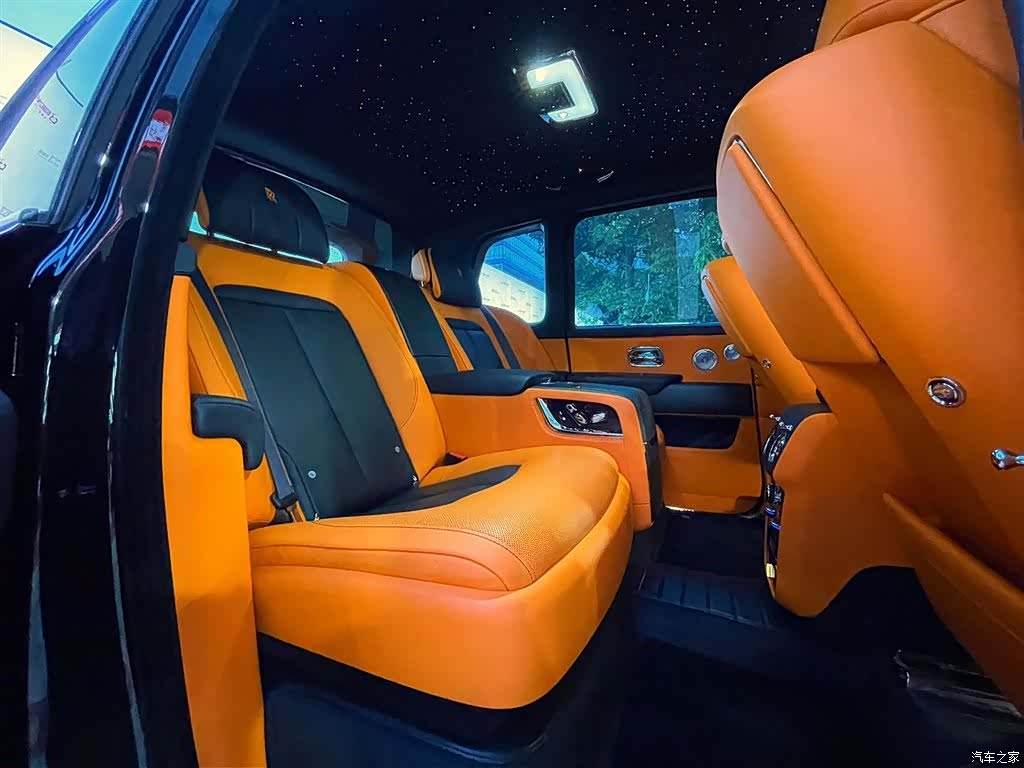 Rolls-Royce Cullinan, 2021 19