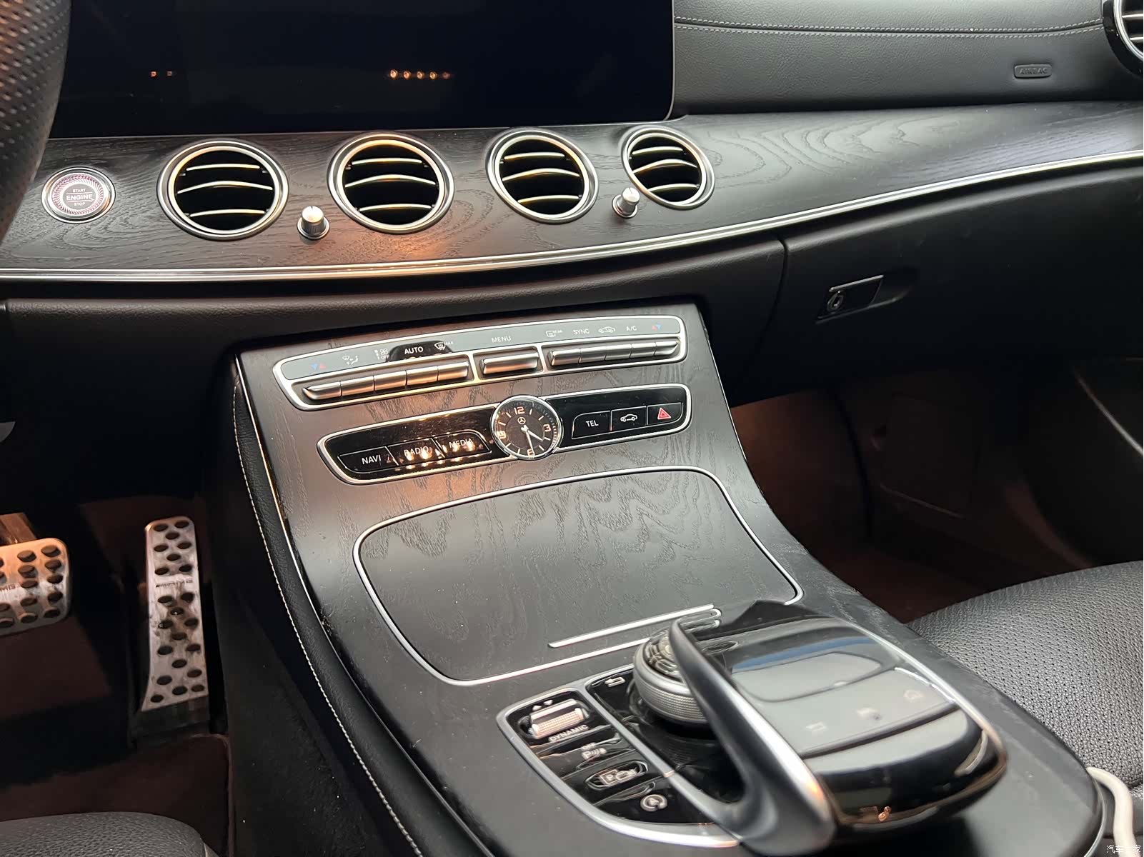 Mercedes-Benz E-Class, 2018 10