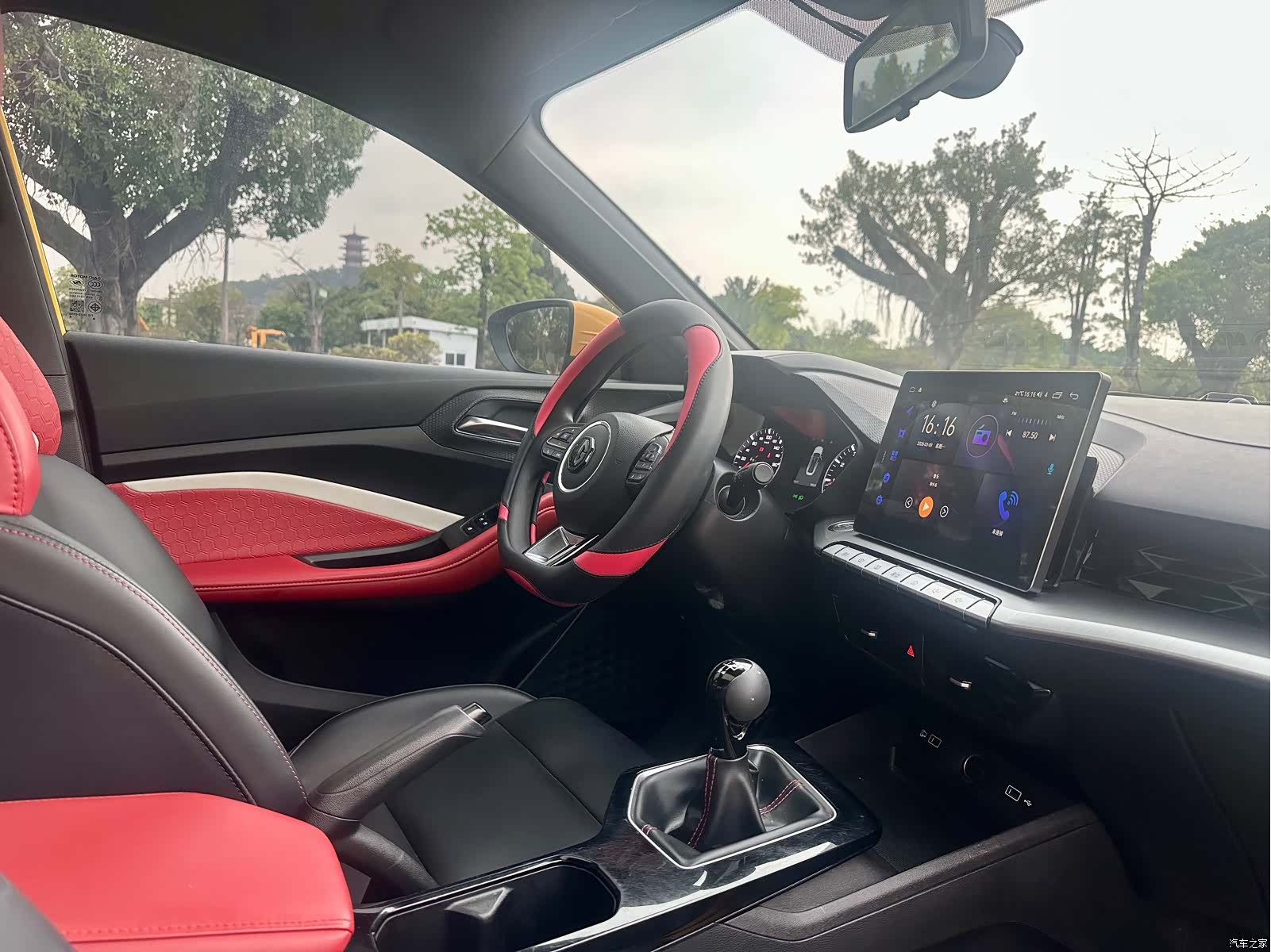 MG MG5, 2022 11