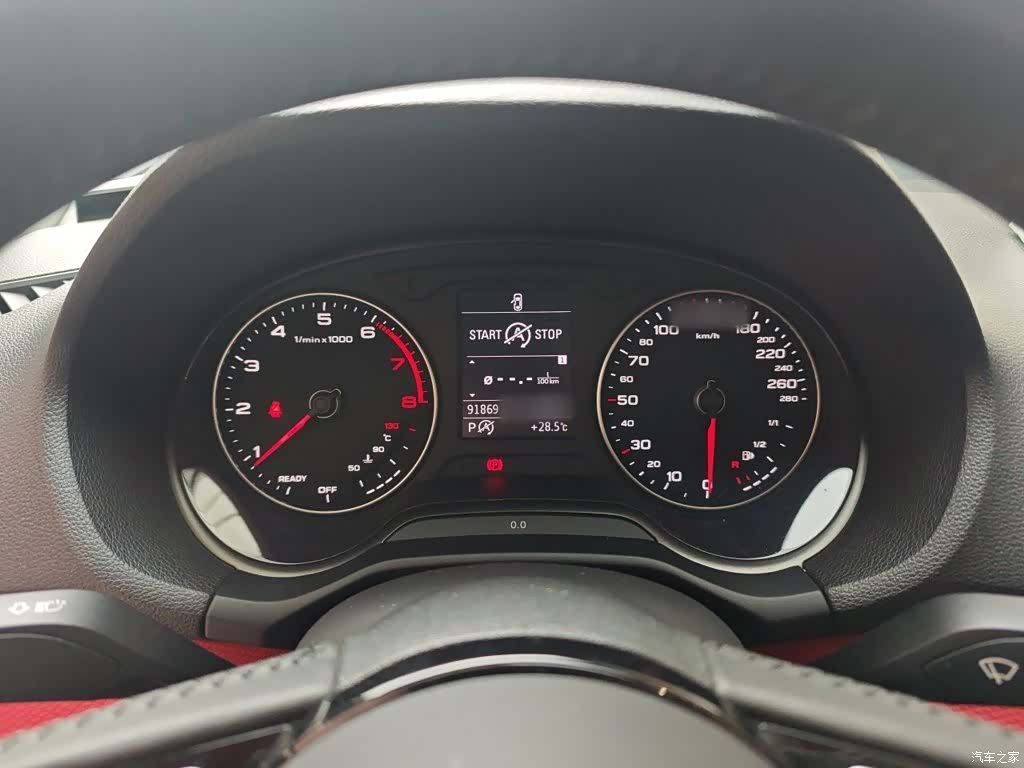 Audi Q2L, 2019 4