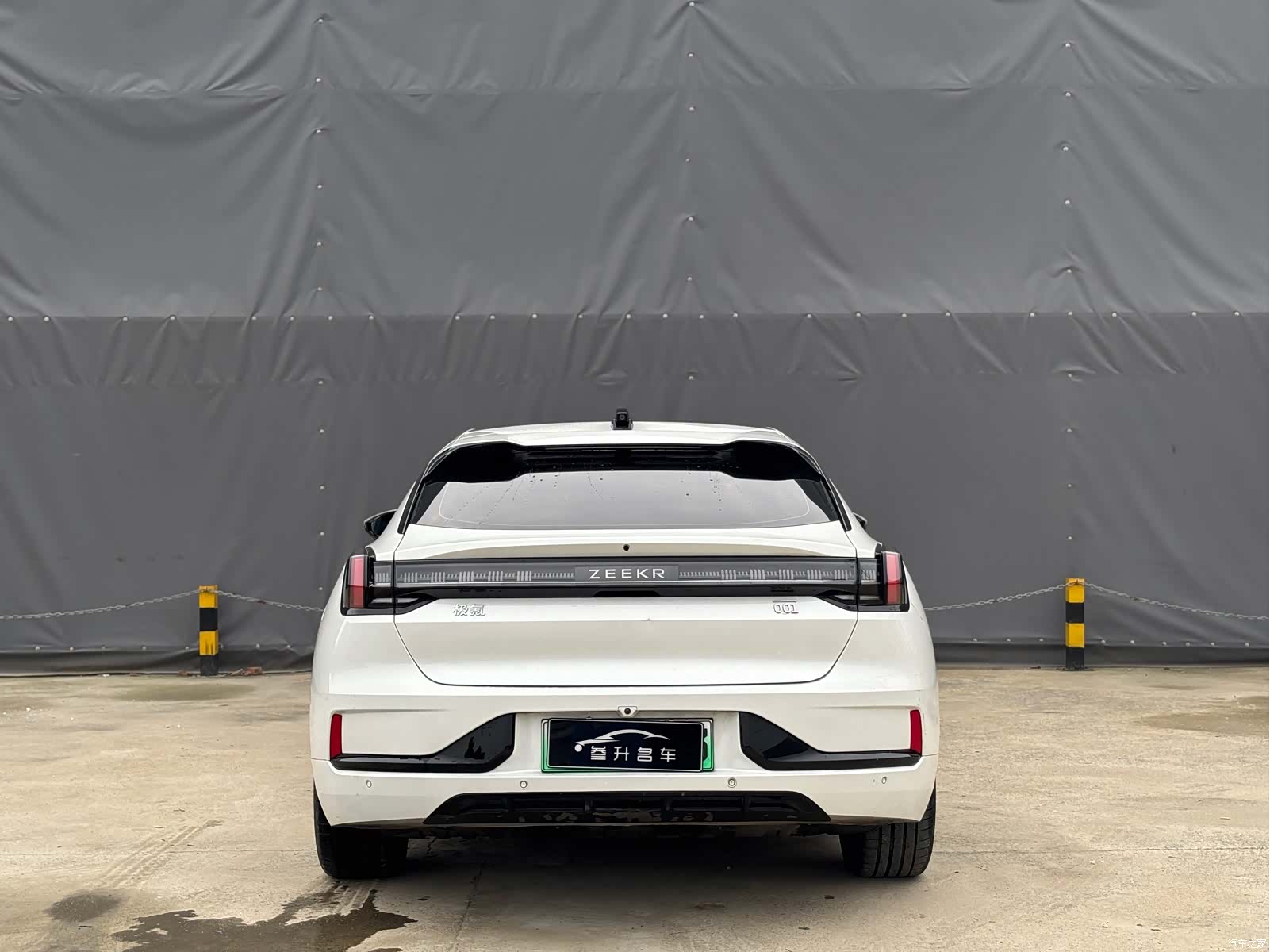 Zeekr 001, 2023 8