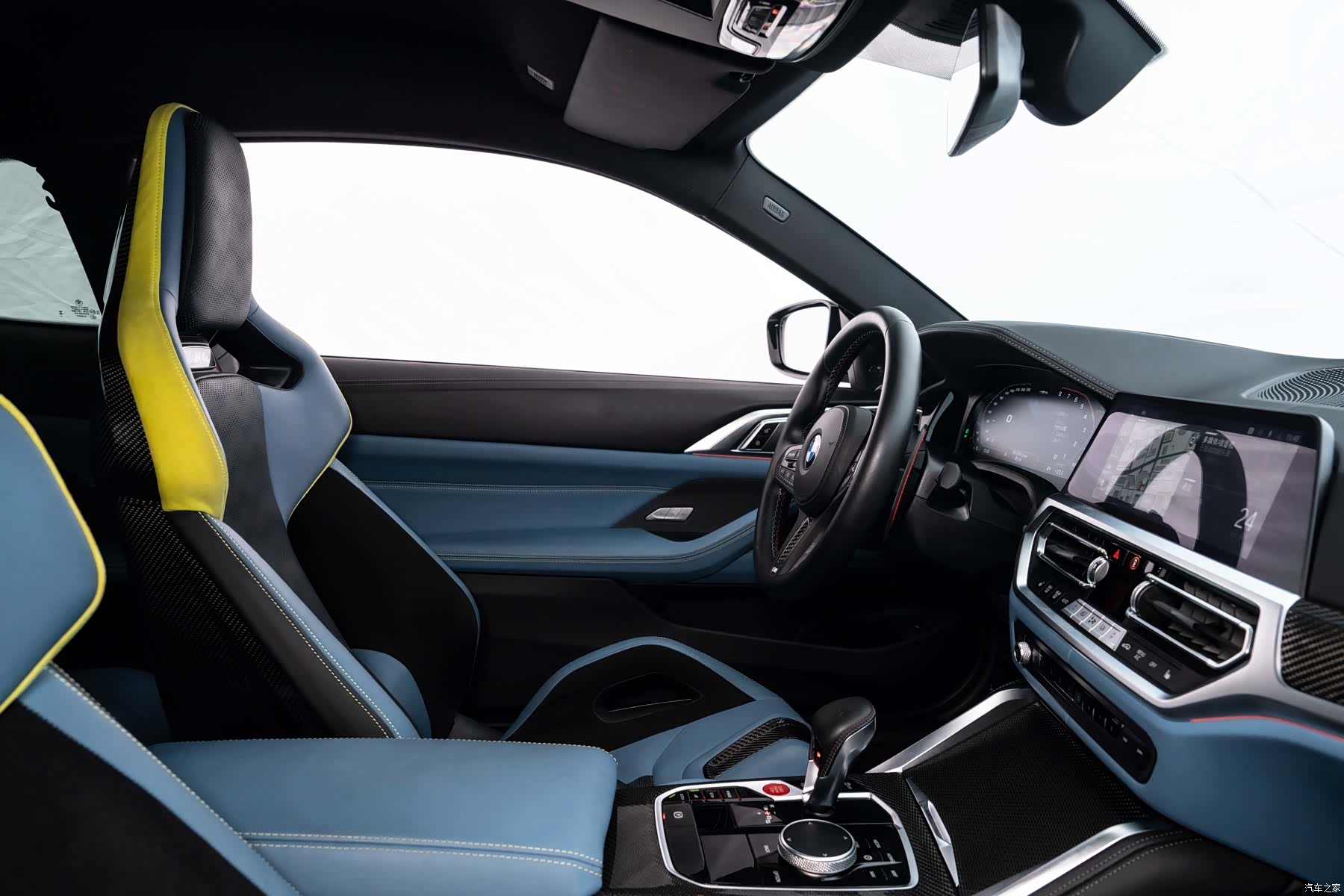 BMW M4, 2023 22