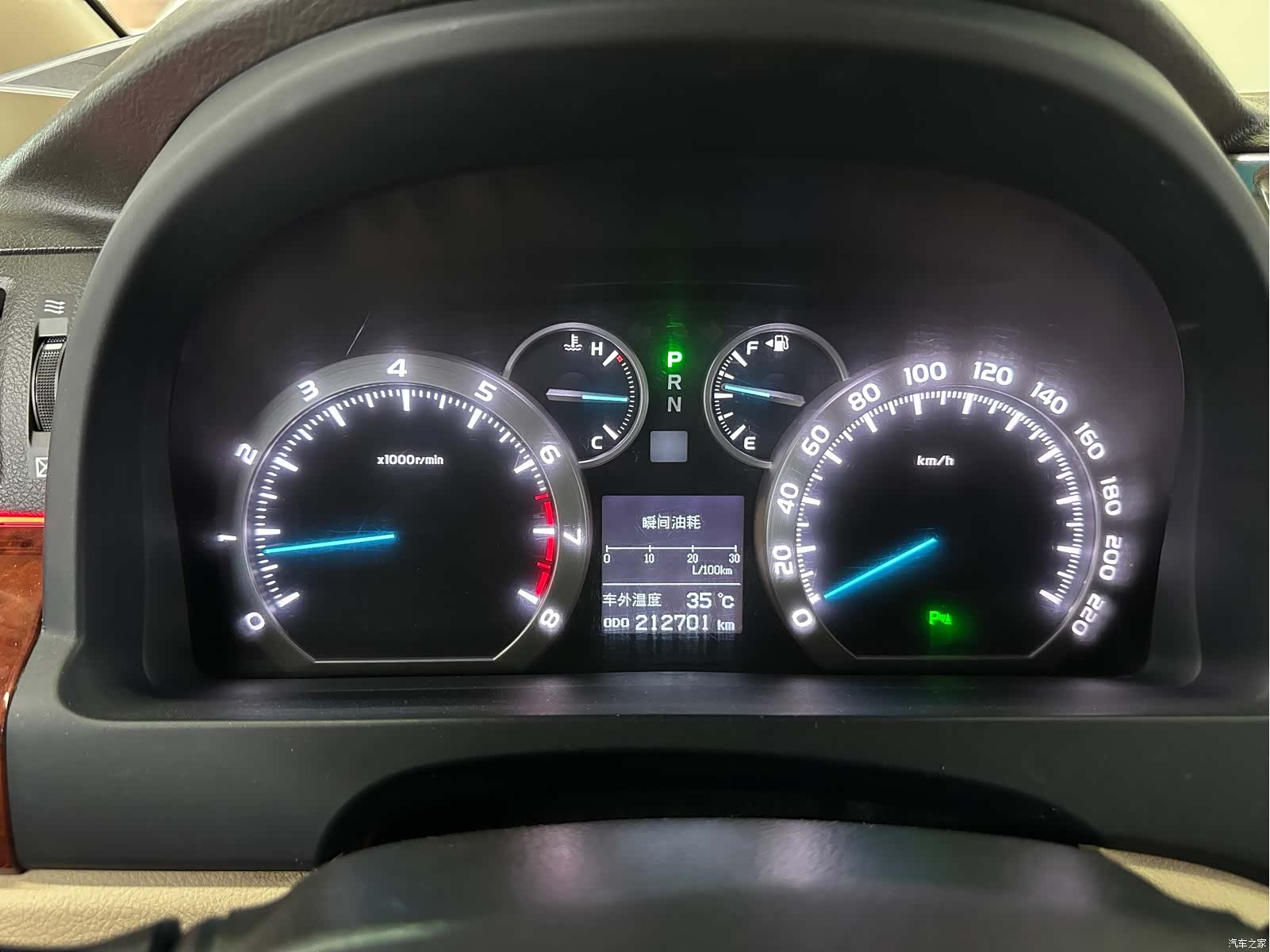 Toyota Alphard, 2012 19