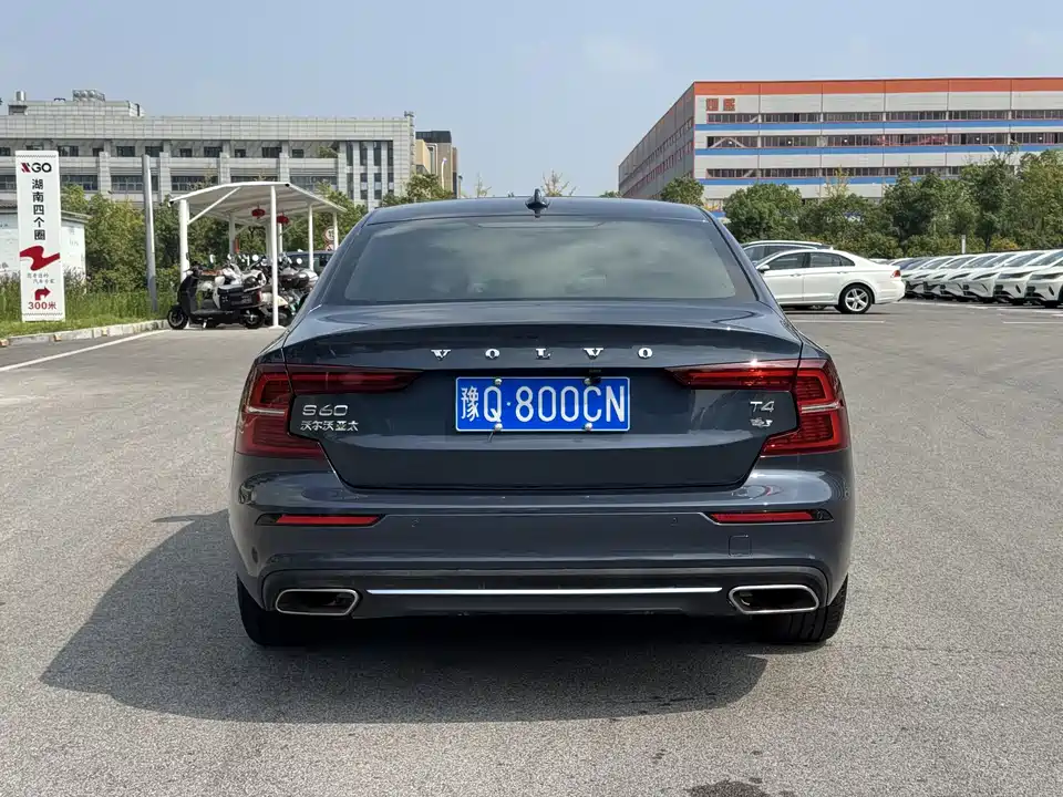 Volvo S60