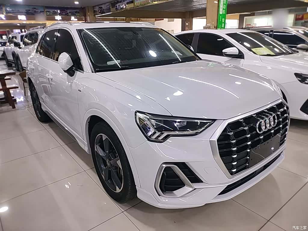 Audi Q3, 2020 4