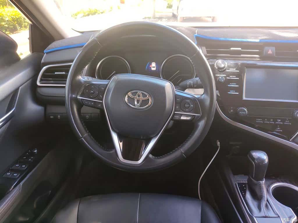 Toyota Camry, 2018 3