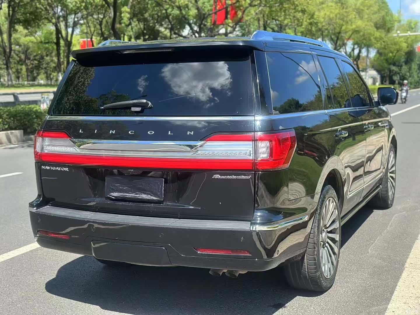 Lincoln Navigator, 2019 4