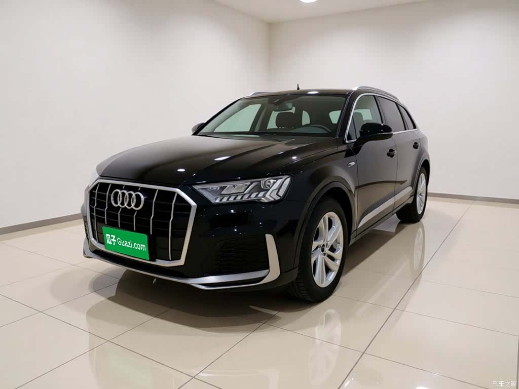 Audi Q7, 2023 1